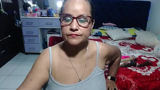 Snapshot of pervert_mommy_ chatting on May 27, 2026, 10:55 am pervert mommy online show from May 27, 2026, 10:55 am