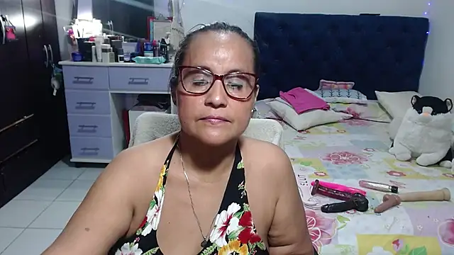 Snapshot of pervert_mommy_ chatting on July 28, 2026, 2:24 pm pervert mommy online show from July 28, 2026, 2:24 pm