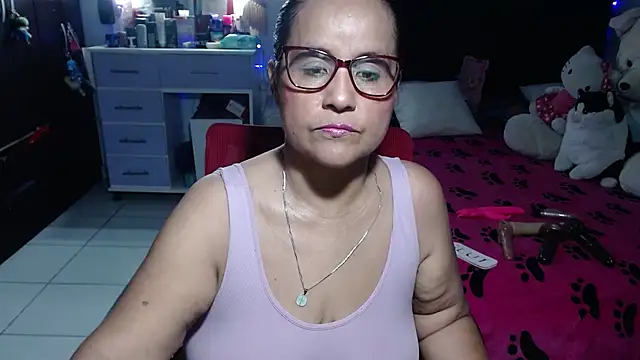 Snapshot of pervert_mommy_ chatting on July 15, 2026, 9:27 am pervert mommy online show from July 15, 2026, 9:27 am