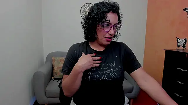 scarlet wet online show from June 26, 2026, 12:05 am