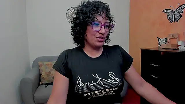 scarlet wet online show from June 24, 2026, 8:28 pm