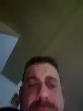 AquaMenn online show from October 15, 2025, 11:46 pm