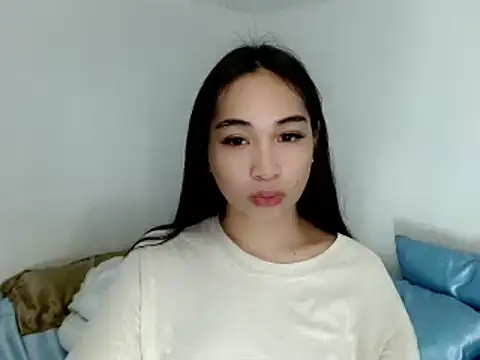 SweetLilly 18 online show from March 23, 2025, 2:48 am