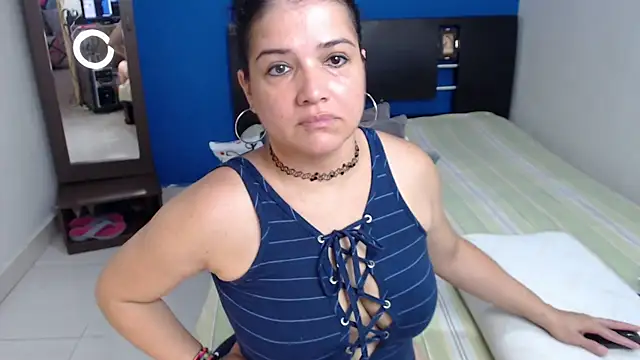 Snapshot of GlendaStarx chatting on July 8, 2026, 3:13 pm GlendaStarx online show from July 8, 2026, 3:13 pm