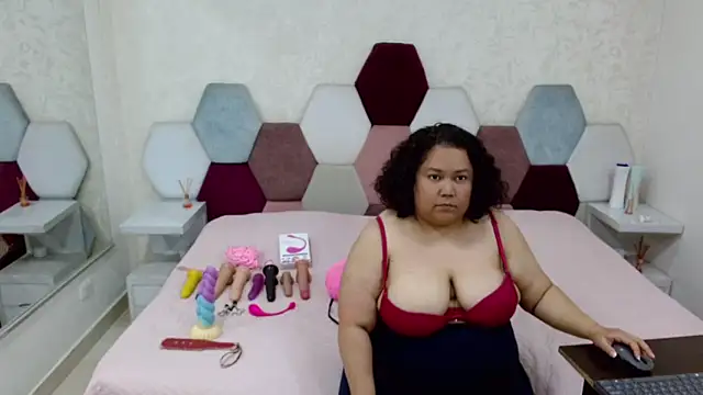 Snapshot of angel_blue chatting on March 16, 2026, 3:15 pm angel blue online show from March 16, 2026, 3:15 pm