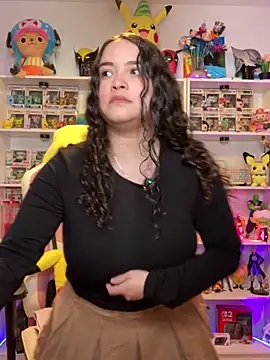 Snapshot of Sweet_sully__ chatting on February 23, 2026, 8:59 am Sweet sully online show from February 23, 2026, 8:59 am