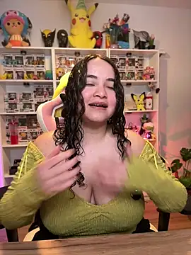 Snapshot of Sweet_sully__ chatting on March 3, 2026, 8:54 am Sweet sully online show from March 3, 2026, 8:54 am