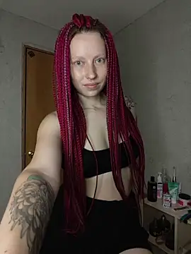 Snapshot of Frost_foxy chatting on July 3, 2026, 4:24 pm Frost foxy online show from July 3, 2026, 4:24 pm