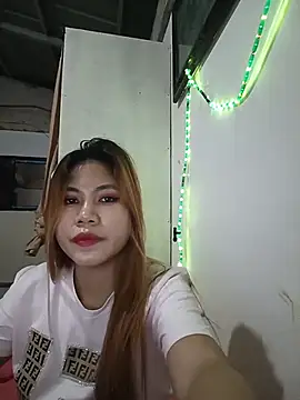 Snapshot of firefly_hot69 chatting on June 19, 2026, 12:00 pm firefly hot69 online show from June 19, 2026, 12:00 pm