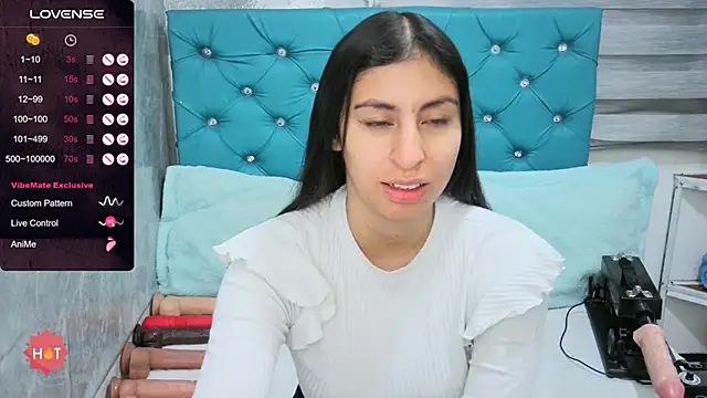 MAARYMOON online show from October 3, 2025, 10:50 am