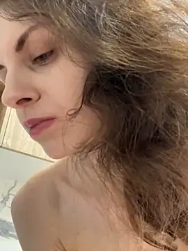 MissAnuta online show from February 4, 2025, 5:53 am