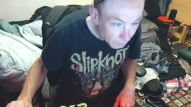 jjdirty6996 online show from June 22, 2026, 1:52 pm