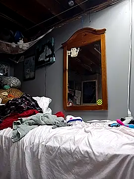 jjdirty6996 online show from September 22, 2025, 3:40 pm