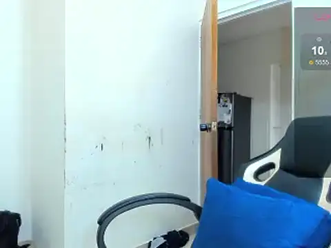 Snapshot of ebonnylatinx chatting on March 16, 2025, 10:31 pm ebonnylatinx online show from March 16, 2025, 10:31 pm