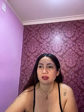 juliana diaz online show from December 14, 2025, 11:16 am