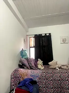 AlondraDiossa03 online show from October 31, 2025, 7:21 pm