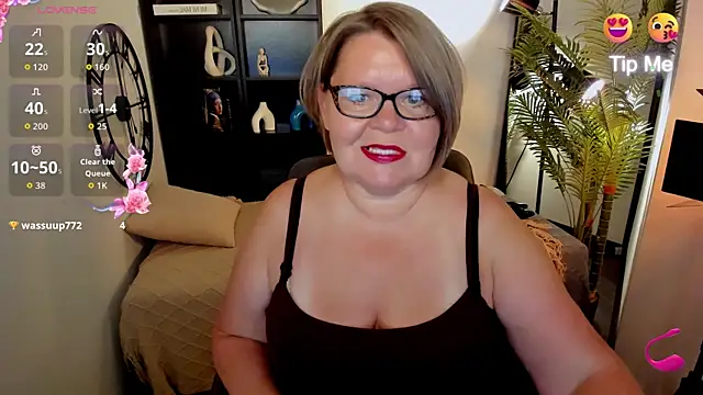 Shannonshine online show from July 22, 2026, 1:24 pm