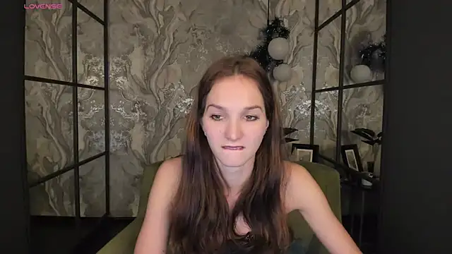 MirandaGlow online show from January 9, 2025, 5:44 am