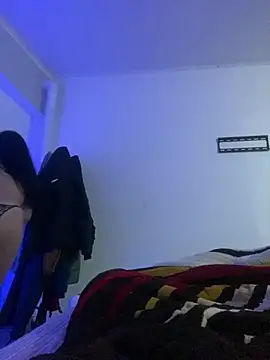 Snapshot of DulceAngelica chatting on August 6, 2026, 6:52 am DulceAngelica online show from August 6, 2026, 6:52 am