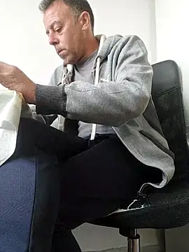 Snapshot of david_geam chatting on September 26, 2025, 5:25 am david geam online show from September 26, 2025, 5:25 am