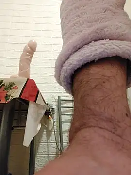 Snapshot of david_geam chatting on February 5, 2025, 2:08 am david geam online show from February 5, 2025, 2:08 am