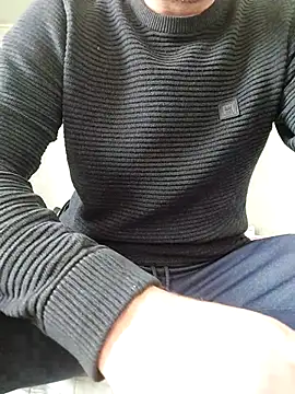 Snapshot of david_geam chatting on October 31, 2025, 7:16 am david geam online show from October 31, 2025, 7:16 am