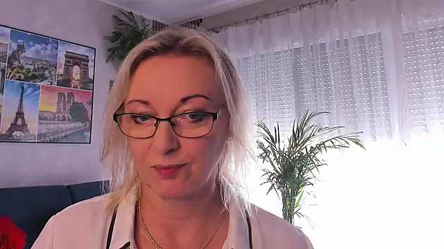 vanessa chat online show from July 7, 2026, 1:25 pm