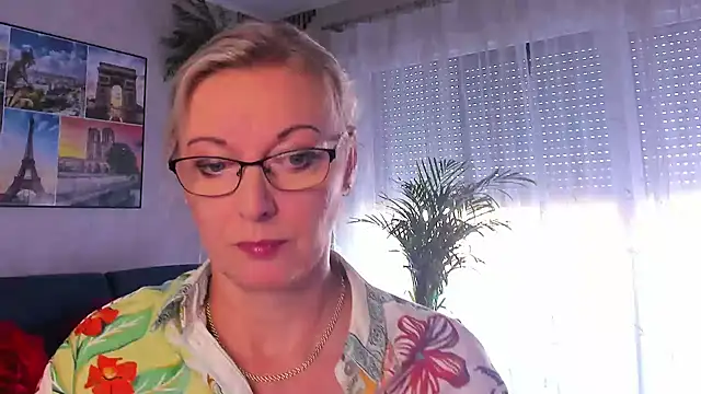 vanessa chat online show from June 24, 2026, 1:53 pm