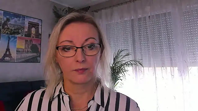 vanessa chat online show from July 23, 2026, 1:19 pm