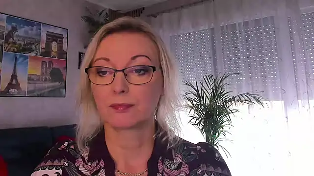 vanessa chat online show from July 20, 2026, 1:24 pm