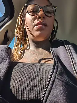 DarkDea online show from November 13, 2025, 11:03 am