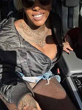 DarkDea online show from November 15, 2025, 12:20 pm