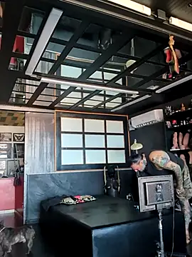 DarkDea online show from September 14, 2025, 1:00 pm