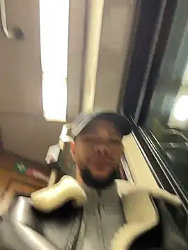 Snapshot of Lionayowe chatting on March 29, 2026, 6:53 pm Lionayowe online show from March 29, 2026, 6:53 pm