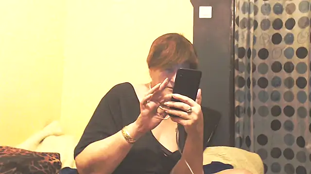 Snapshot of MioritaHard chatting on March 19, 2026, 9:26 pm MioritaHard online show from March 19, 2026, 9:26 pm