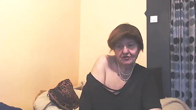 Snapshot of MioritaHard chatting on March 15, 2026, 1:51 pm MioritaHard online show from March 15, 2026, 1:51 pm