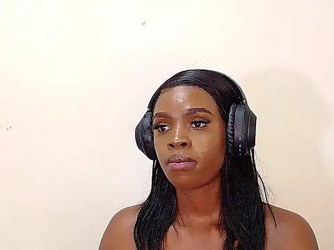 LuciousLips96 online show from March 19, 2025, 10:22 am