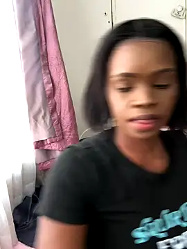 LuciousLips96 online show from October 29, 2025, 10:14 am