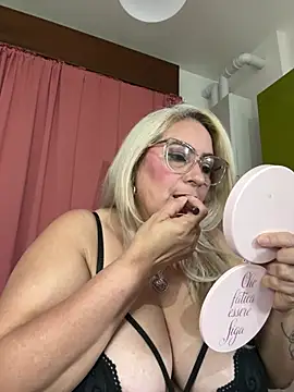 x elena x online show from May 7, 2026, 8:28 am