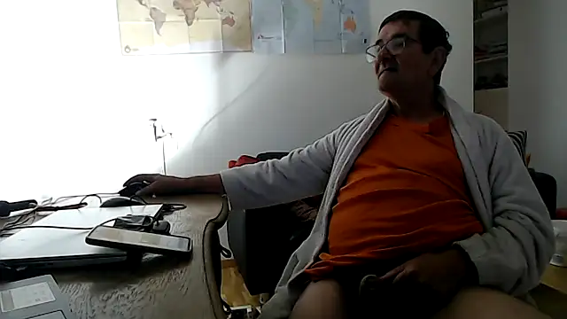 silvio-aus-luzern-CH online show from July 28, 2026, 6:32 am