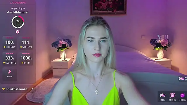 AnnaCarrera online show from August 5, 2026, 8:36 pm