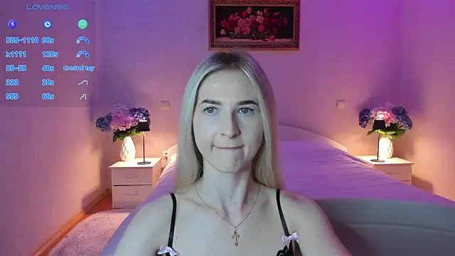 AnnaCarrera online show from July 15, 2026, 8:27 pm