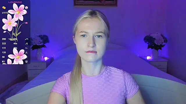 AnnaCarrera online show from October 31, 2025, 9:22 pm