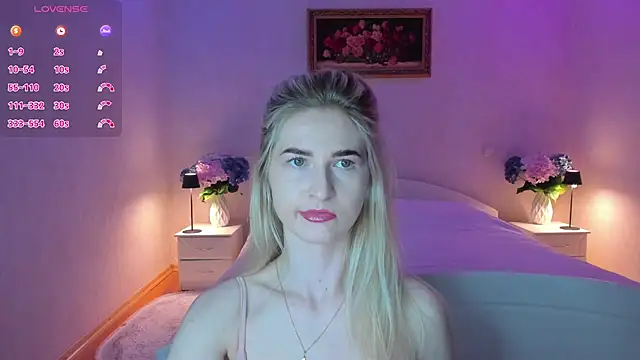 AnnaCarrera online show from July 13, 2026, 8:19 pm