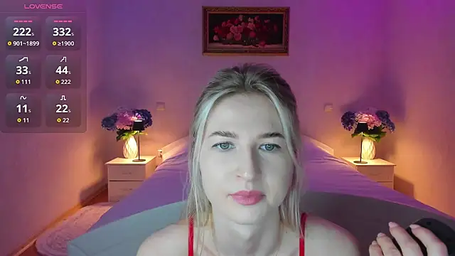 AnnaCarrera online show from July 25, 2026, 8:26 pm