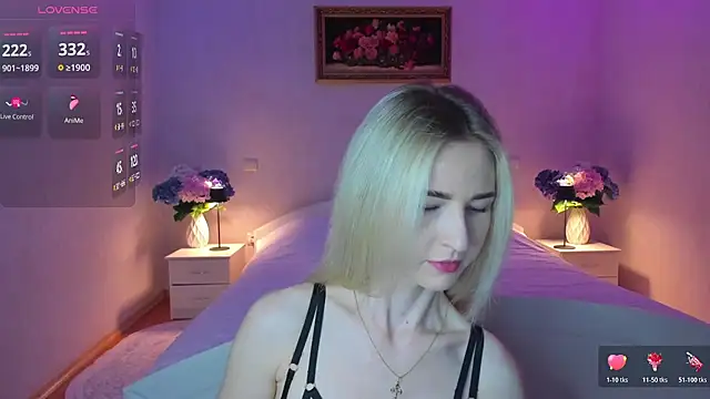 AnnaCarrera online show from July 29, 2026, 8:30 pm
