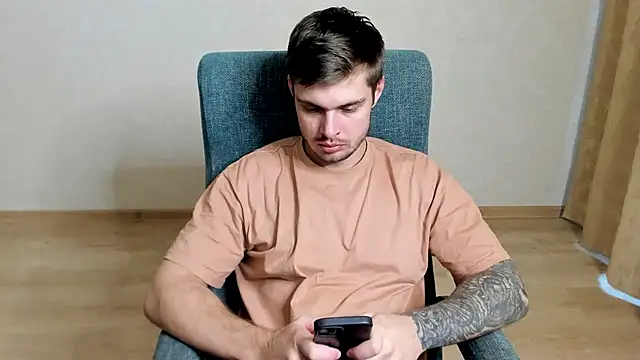 maks wolfis online show from March 5, 2026, 7:27 am