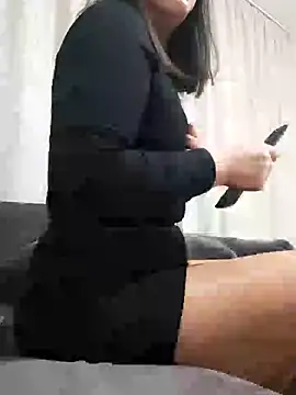 AlexandraGiogio online show from December 11, 2024, 8:39 pm