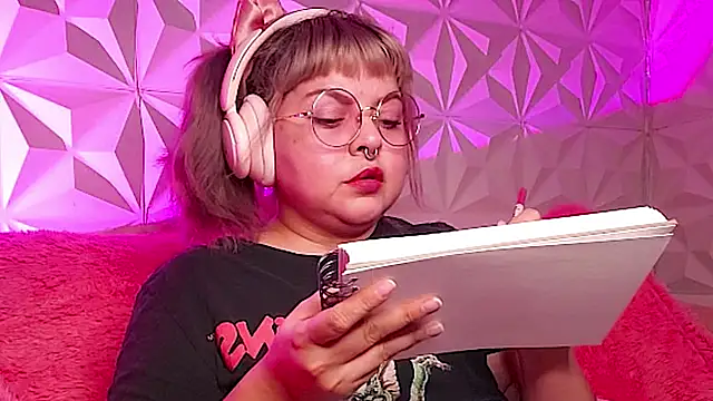 Satyn doll online show from November 22, 2025, 11:47 pm