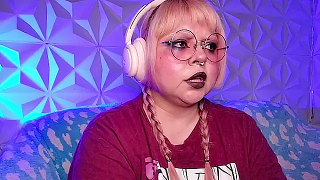 Satyn doll online show from May 1, 2026, 11:10 pm